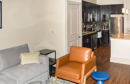 Memorial Apartment | Landing at District at Memorial Apartments - 1 Bedroom in Memorial City