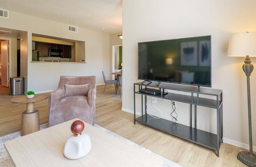 Rhodes Ranch Apartment | Landing at Portola on Russell - 2 Bedrooms in Rhodes Ranch