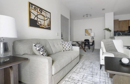 Gainesville Apartment | Landing | Beautiful 1BD, Clubhouse, Gym