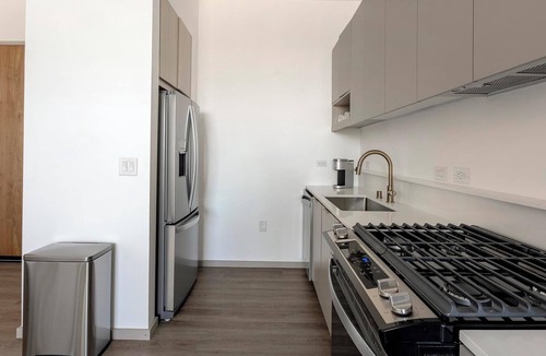 Spring Valley Apartment | Landing | Beautiful 1BD, Gym, Pool