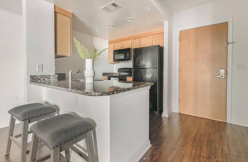 Navy Yard Apartment | Landing | Beautiful 1BD, Gym, Courtyard