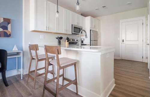 Hickory Apartment | Landing | Beautiful 1BD, Clubhouse, Gym