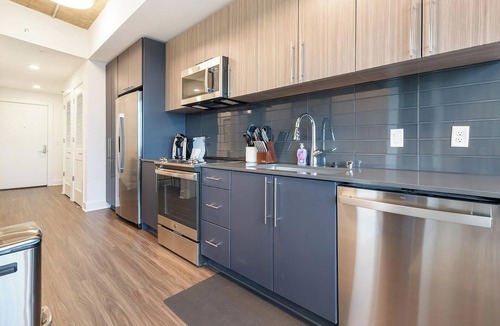 Baileys Crossroads Apartment | Landing | Beautiful 1BD, Gym, Game Room