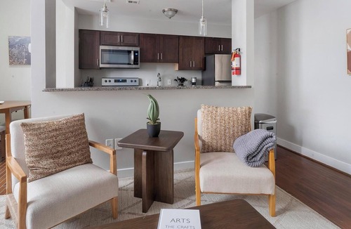 Downtown Baltimore Apartment | Landing | Beautiful 1BD in University of Maryland