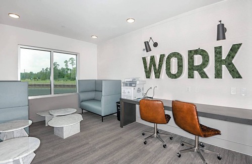 Northwest Pensacola Apartment | Landing | Beautiful 1BD, Rooftop Lounge, Gym