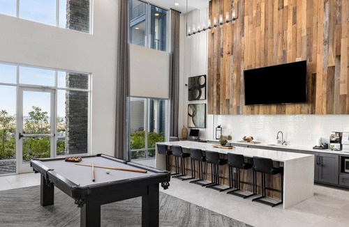 Covington Apartment | Landing | Beautiful 1BD, Gym, Pool