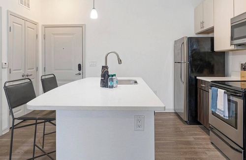 Fairvilla Apartment | Landing | Beautiful 1BD, Gym, Clubhouse