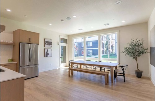 Molalla Apartment | Landing | Beautiful 2BD, Pool, Clubhouse