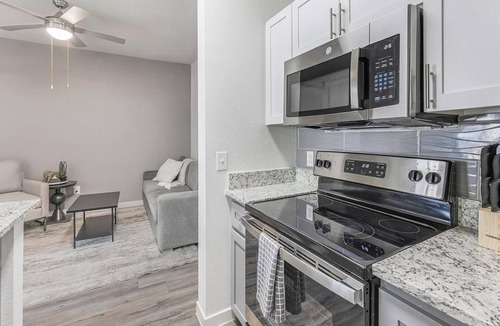Tempe Apartment | Landing | Beautiful 2BD, Rooftop Lounge, Gym