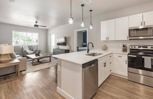 Goodyear Apartment | Landing | Beautiful 2BD, Clubhouse