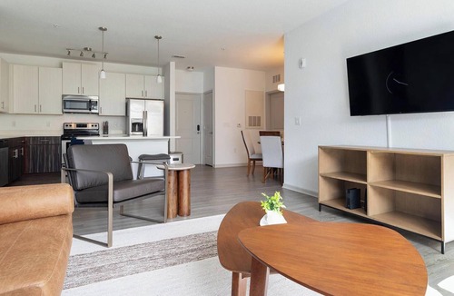 Fairvilla Apartment | Landing | Beautiful 2BD, Clubhouse, Gym