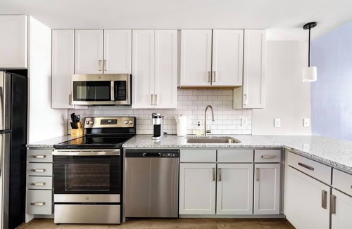 Northwest Pensacola Apartment | Landing | Beautiful 3BD, Rooftop Lounge, Gym