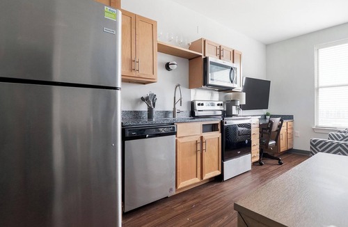Five Points South Apartment | Landing | Beautiful Studio, Gym, Yoga Studio