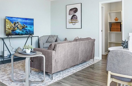 Fort Wayne Apartment | Landing | Beautiful Studio, Game Room, Pool