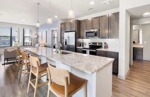 Southwest Raleigh Apartment | Landing | Beautiful Studio in Caraleigh