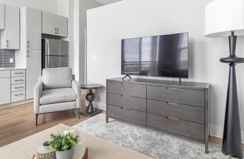 Downtown Apartment | Landing | Beautiful Studio, Courtyard, Yoga Studio
