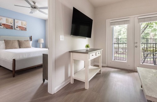 Manassas Park Apartment | Landing | Beautiful 1BD, Pool, Gym
