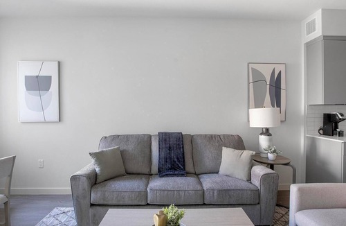 Rhodes Ranch Apartment | Landing | Beautiful 1BD, Courtyard, Gym