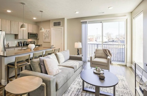 St. Augustine Apartment | Landing | Beautiful 1BD, Gym