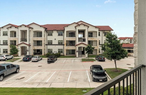 Pflugerville Apartment | Landing | Chic 1BD, Clubhouse, Pool