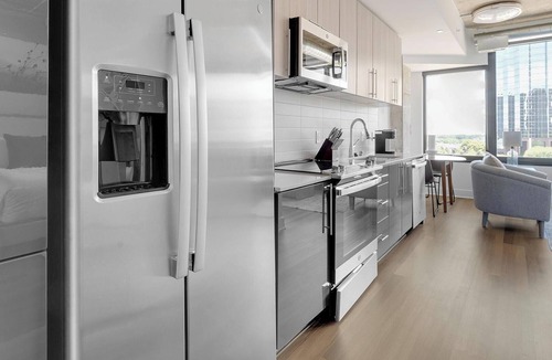 Baileys Crossroads Apartment | Landing | Chic 1BD, Game Room, Gym