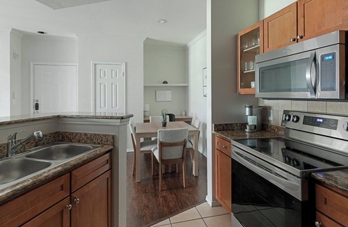Falconhead Apartment | Landing | Chic 1BD in Bee Cave