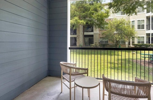 Richmond Apartment | Landing | Chic 1BD, Pool, Clubhouse