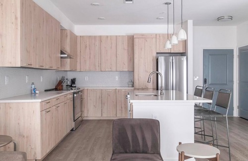 Crestline Heights Apartment | Landing | Chic 1BD, Gym, Clubhouse