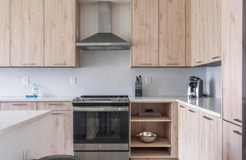 Crestline Heights Apartment | Landing | Chic 1BD, Pool, Clubhouse
