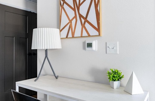 Prescott Valley Apartment | Landing Chic 1BD Gym Pool