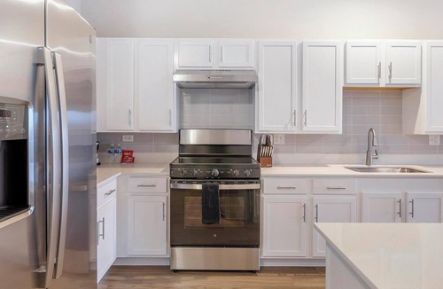 Willow Springs Apartment | Landing | Chic 1BD, Pool, Clubhouse