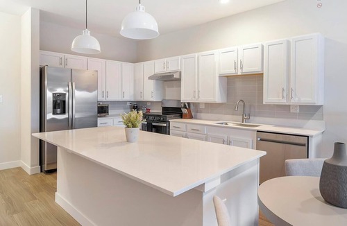 Willow Springs Apartment | Landing | Chic 1BD, Pool, Clubhouse