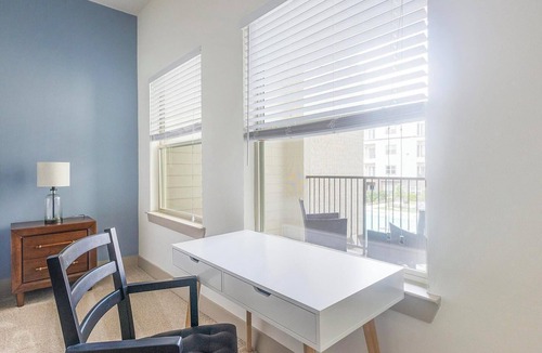 Addicks Apartment | Landing | Chic 2BD, Courtyard, Yoga Studio
