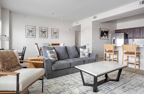 Broken Arrow Apartment | Landing | Chic 2BD, Gym, Clubhouse