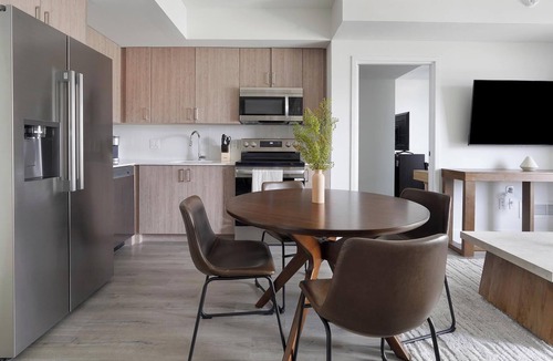 Hialeah Apartment | Landing | Chic 2BD, Gym