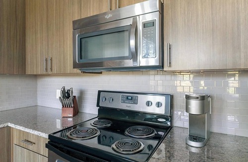 Memorial Apartment | Landing | Chic 2BD, Gym