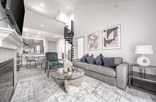 Corryville Apartment | Landing | Chic 2BD, Pool, Clubhouse