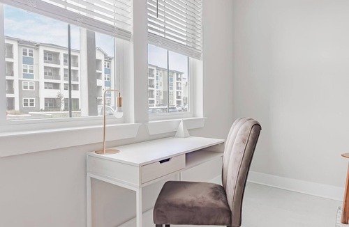Interchange Square Apartment | Landing | Chic 2BD, Pool, Gym