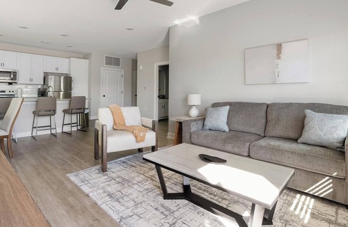 Fort Myers Apartment | Landing | Chic 2BD, Pool