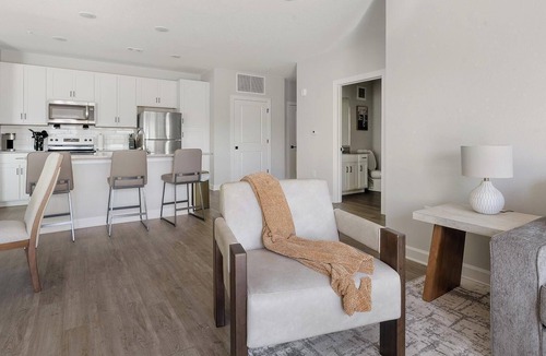 Fort Myers Apartment | Landing | Chic 2BD, Pool