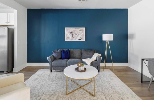Summerville Apartment | Landing | Chic 3BD, Yoga Studio, Gym