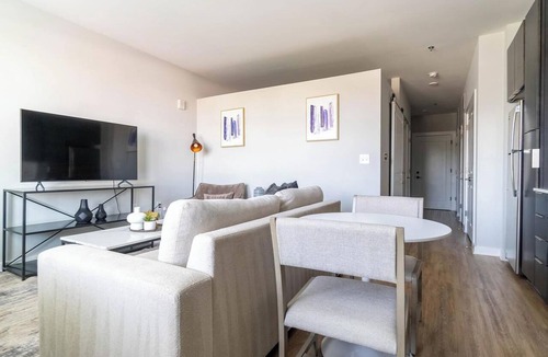 Downtown Apartment | Landing | Chic Studio, Pool, Yoga Studio