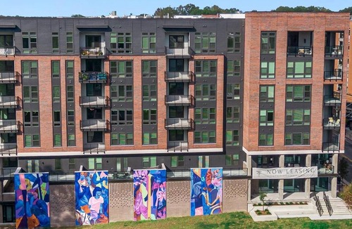 Downtown Apartment | Landing | Chic Studio, Pool, Yoga Studio