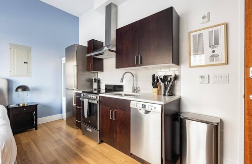 Cherry Creek Apartment | Landing | Chic Studio, Rooftop Lounge, Clubhouse