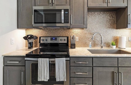 Fort Worth Cultural District Apartment | Landing | Chic Studio, Game Room, Gym
