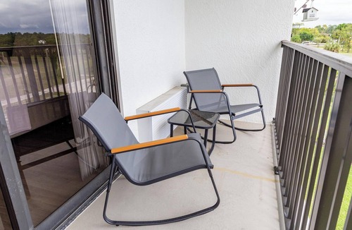 Golden Gate Apartment | Landing | Chic Studio, Gym, Clubhouse
