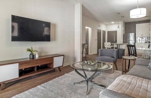 Tropic Apartment | Landing | Incredible 1BD, Pool, Gym