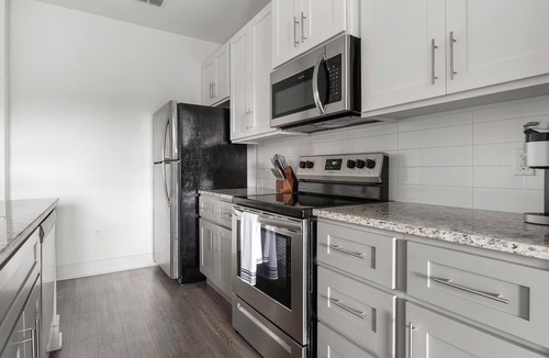 Venice Apartment | Landing | Incredible 1BD, Clubhouse, Pool