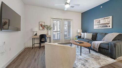 Buda Apartment | Landing Incredible 1BD Game Room Gym