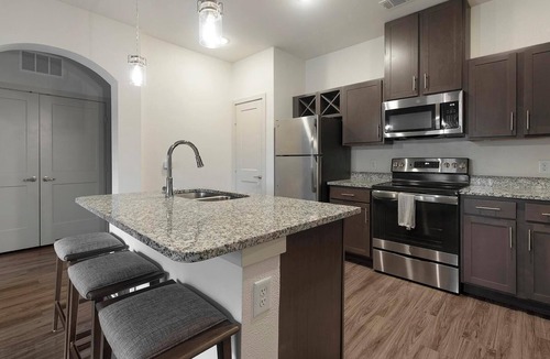 Buda Apartment | Landing | Incredible 1BD, Gym, Game Room